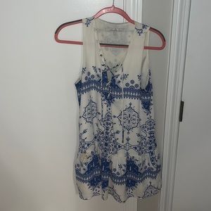 LOVERS AND FRIENDS!! The cutest dress just doesn’t fit me anymore 🥺